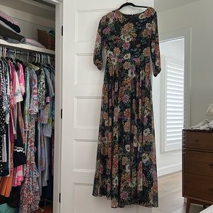 Beautiful Yumi Kim Woodstock Maxi, 3/4 sleeve, flowy skirt